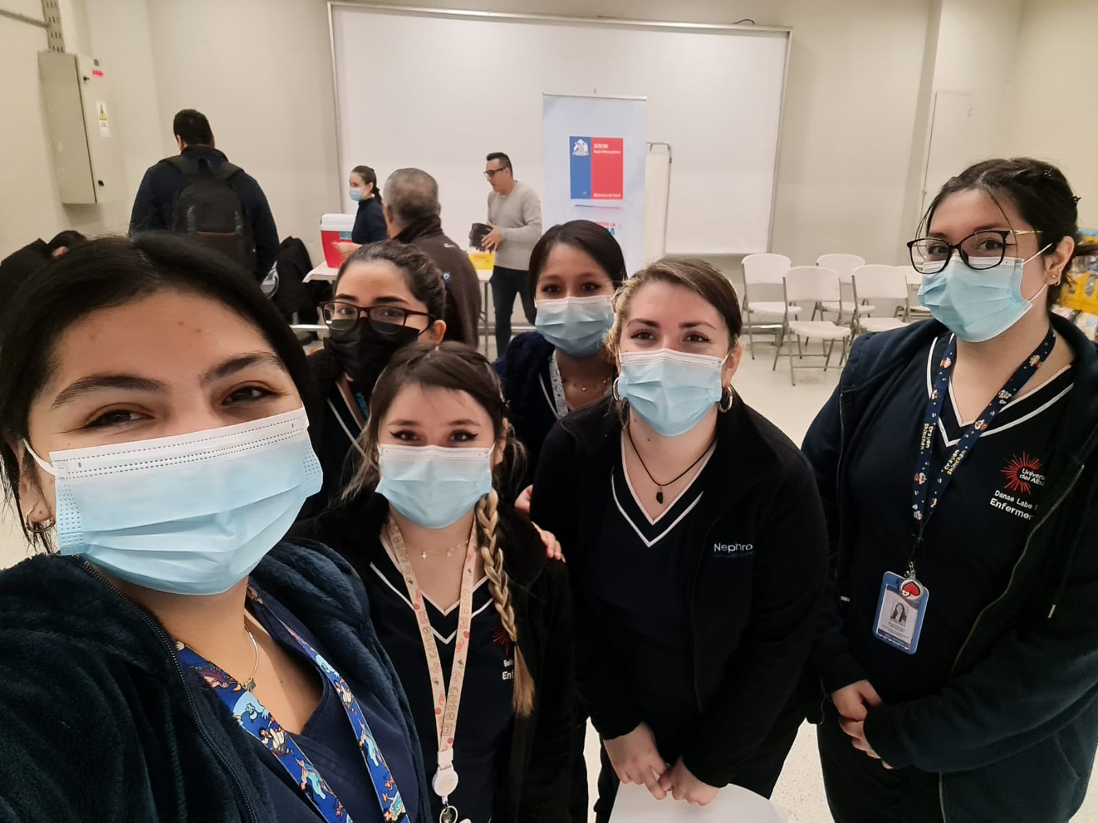 Estudiantes de Enfermería participaron en jornada para difundir la campaña de vacunación en San Ramón
